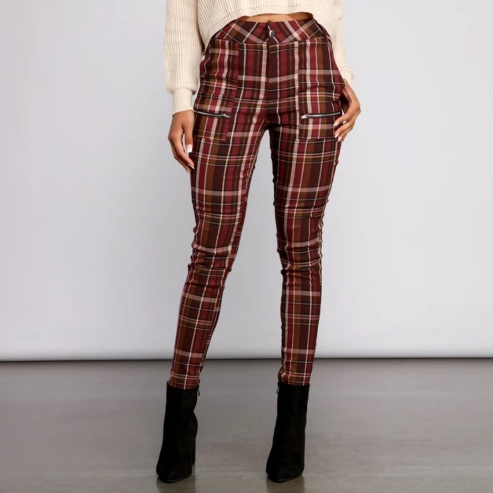 CLEARANCE SALE!! Super Cute Plaid skinny pants